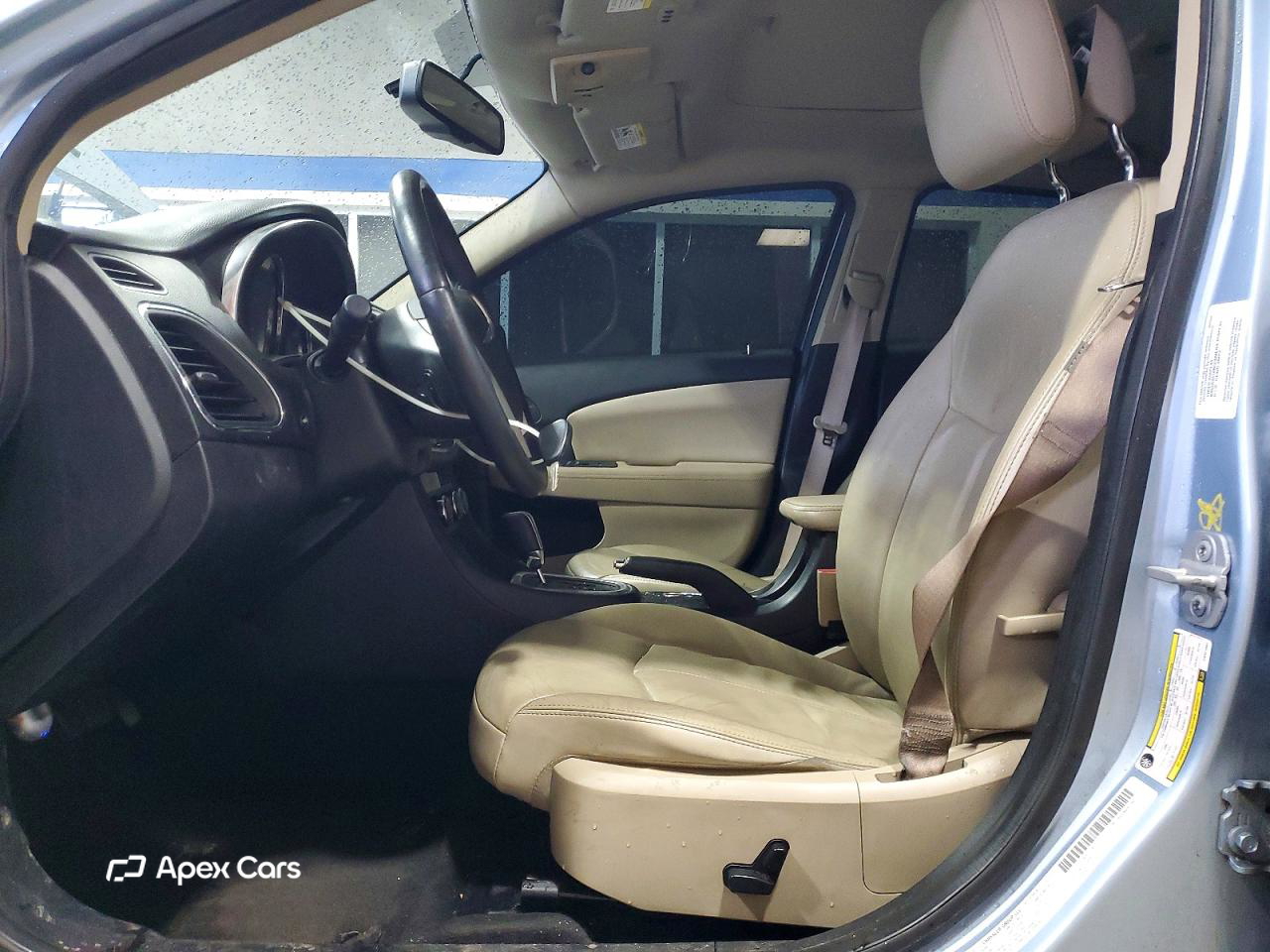 Chrysler 200 2012