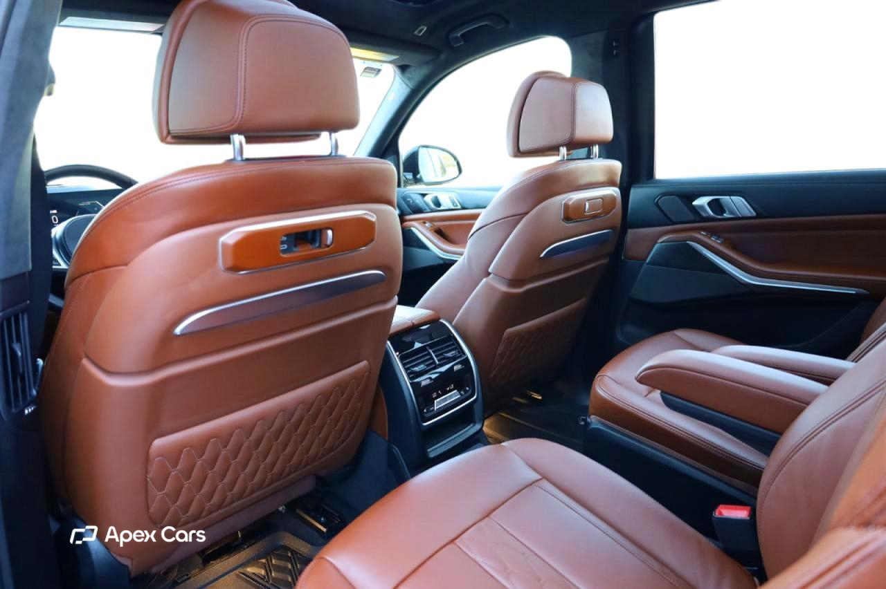 BMW X7 2023