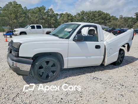 Chevrolet Silverado 2005 - Image 1 of 13