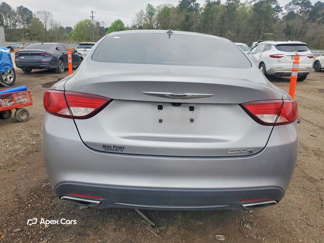 Chrysler 200 2015