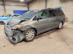 Toyota Sienna 2011