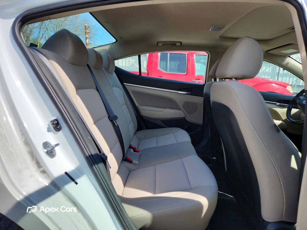 Hyundai Elantra 2020