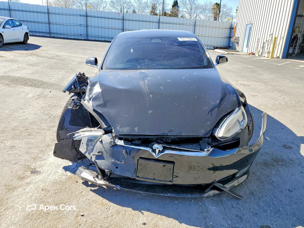 Tesla Model S 2017