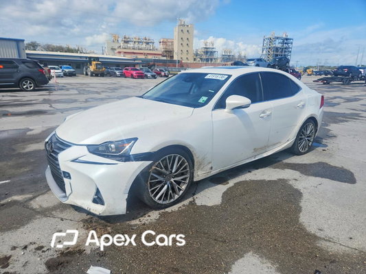 Lexus IS 2017 - Image 1 of 12