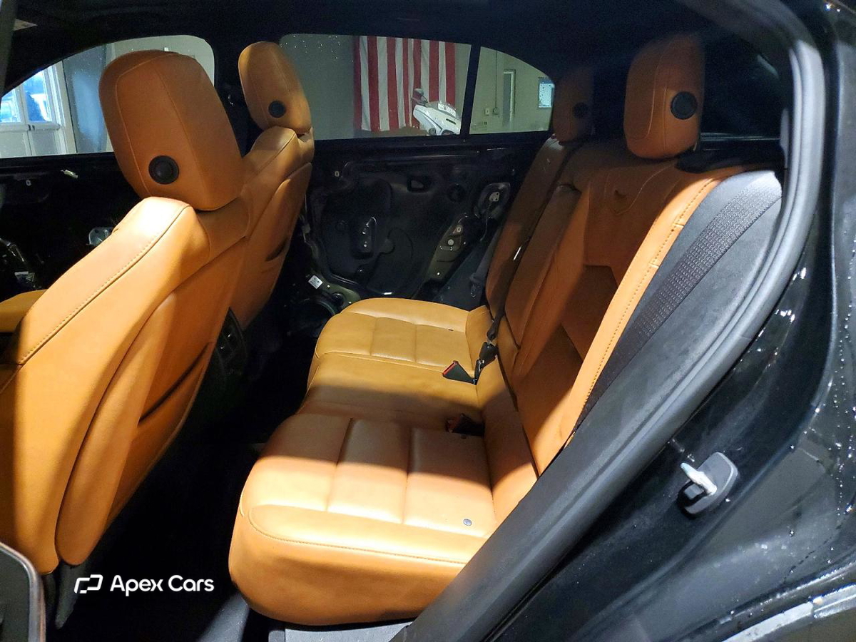 Cadillac XT4 2021