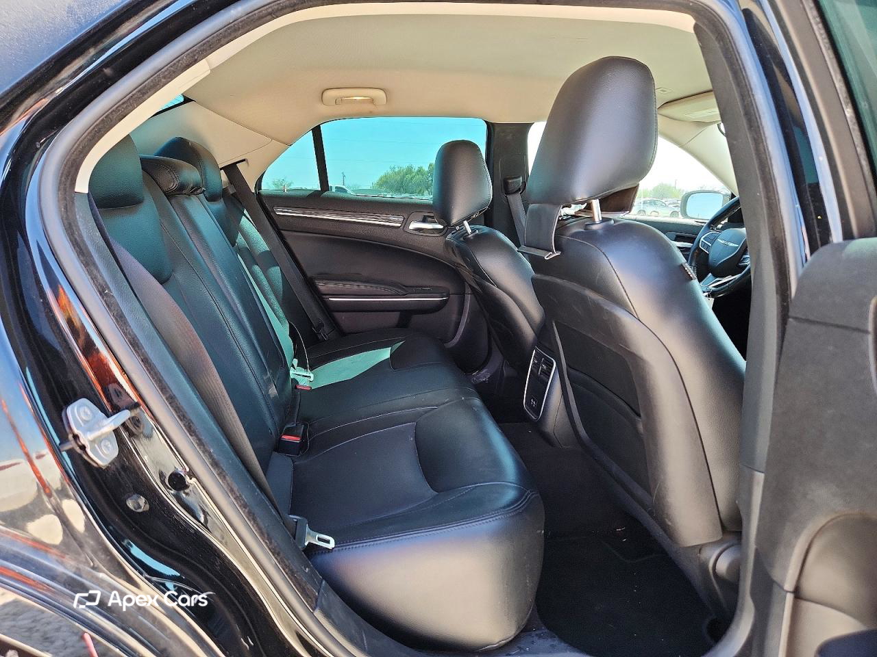 Chrysler 300 2018