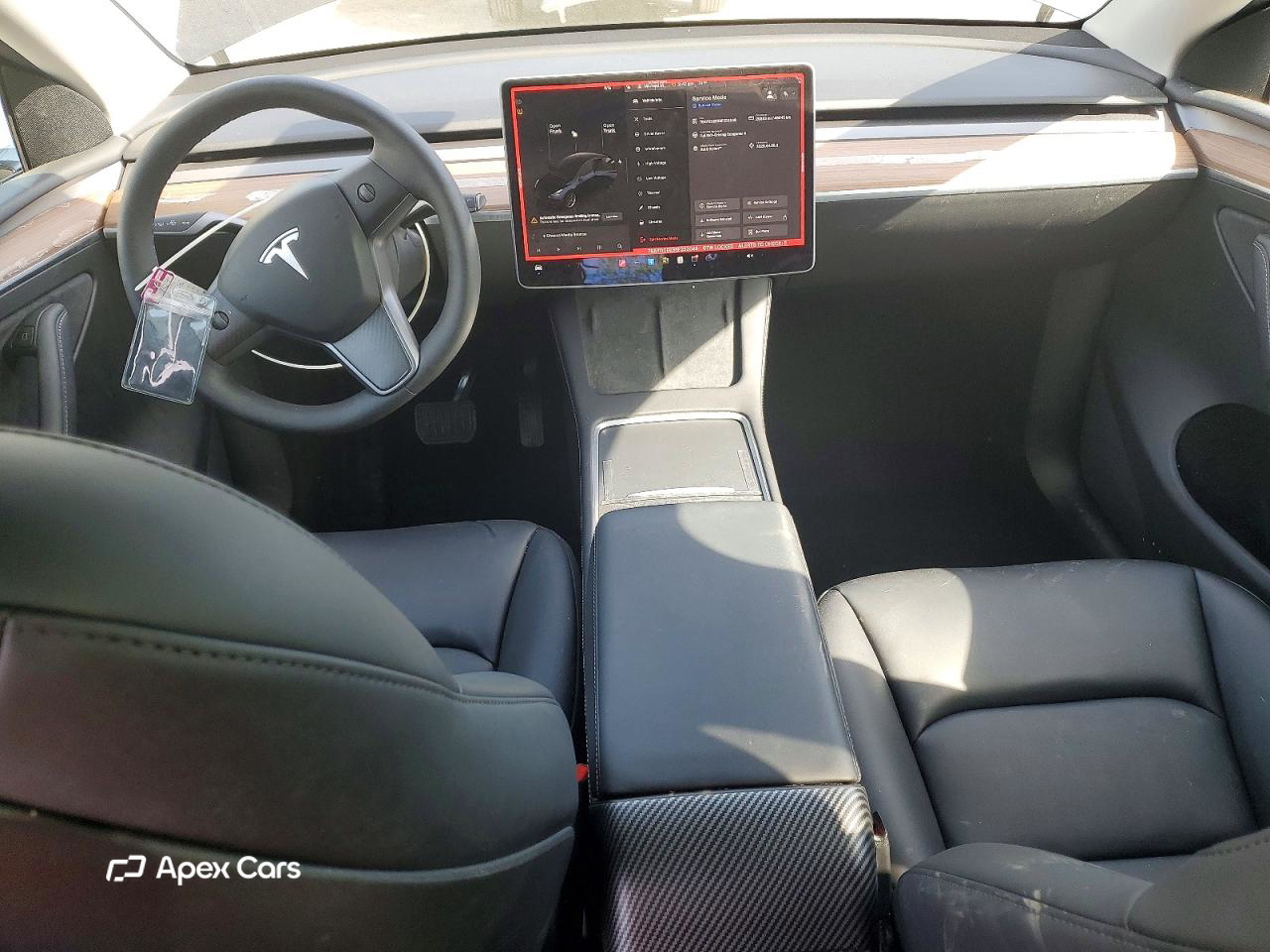 Tesla Model Y 2025