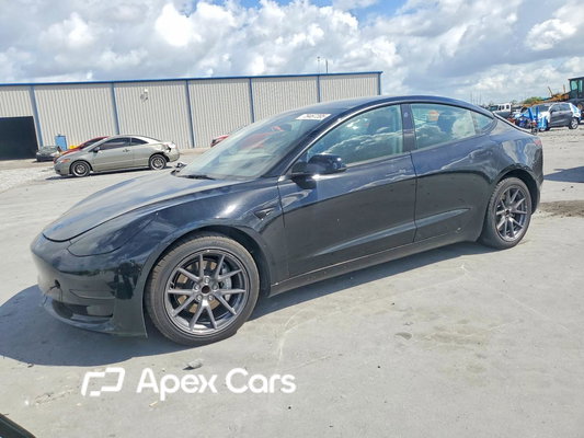 Tesla Model 3 2022 - Image 1 of 5