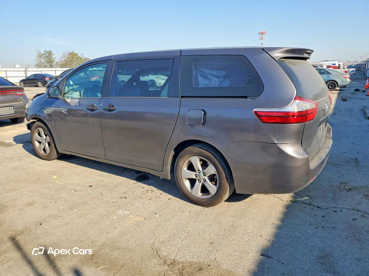 Toyota Sienna 2016