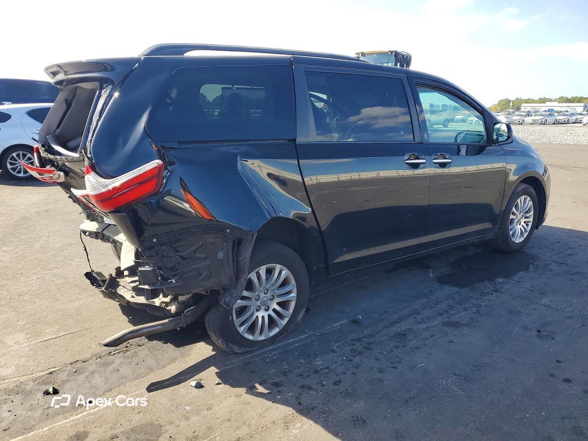 Toyota Sienna 2017