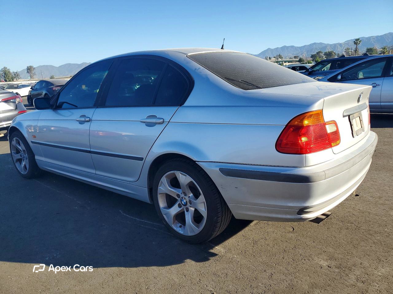 BMW Series 3 1999
