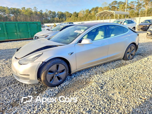 Tesla Model 3 2018 - Image 1 of 13