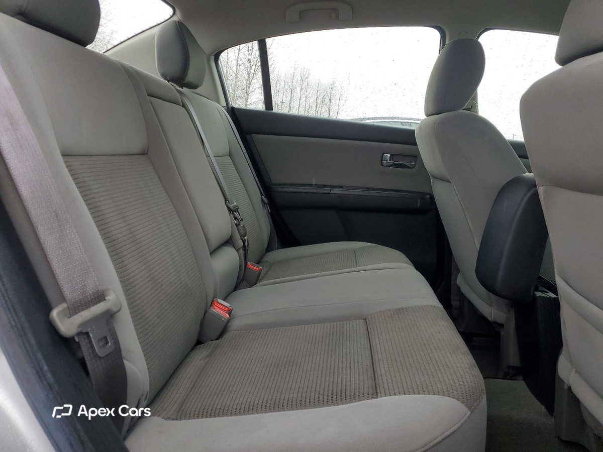 Nissan Sentra 2012