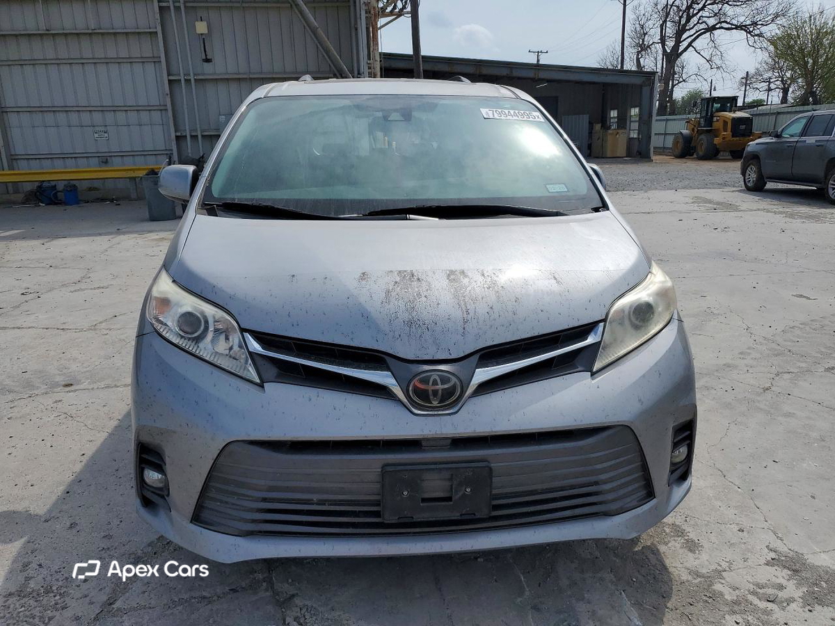Toyota Sienna 2018