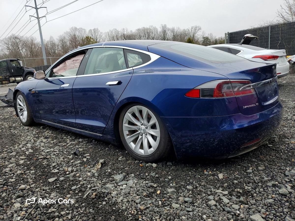 Tesla Model S 2019