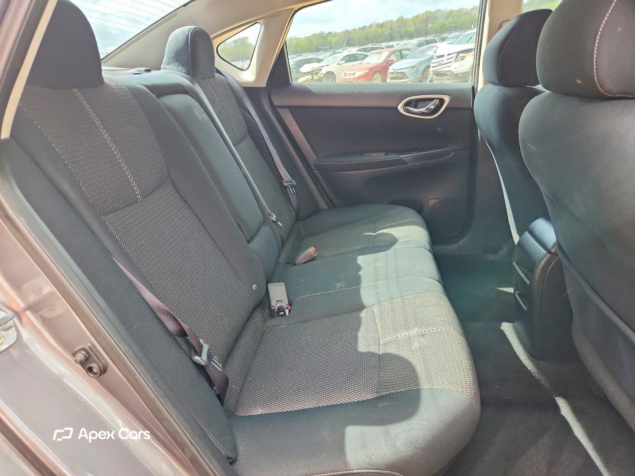 Nissan Sentra 2015