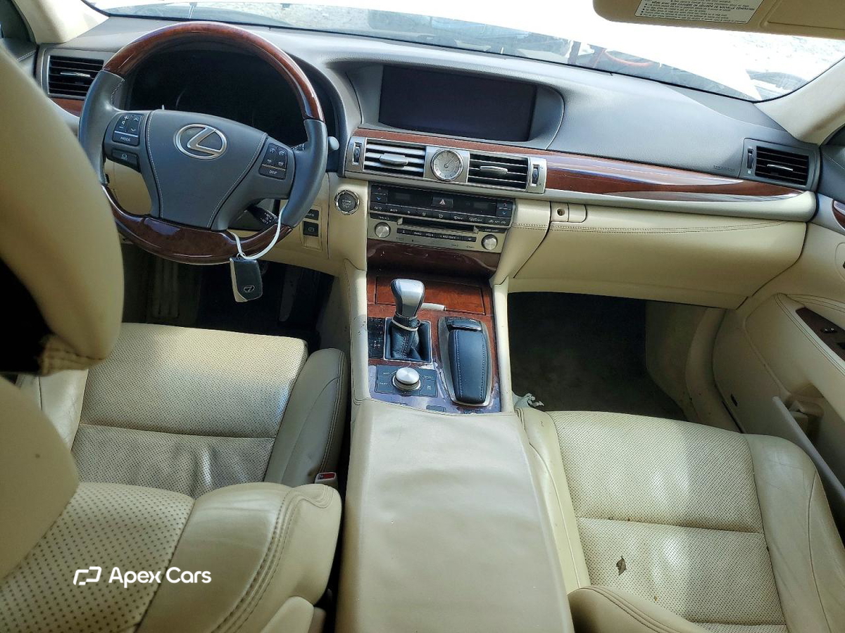Lexus LS 2014