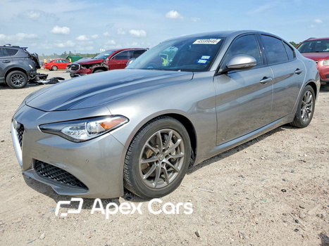 Alfa Romeo Giulia 2019 - Image 1 of 12