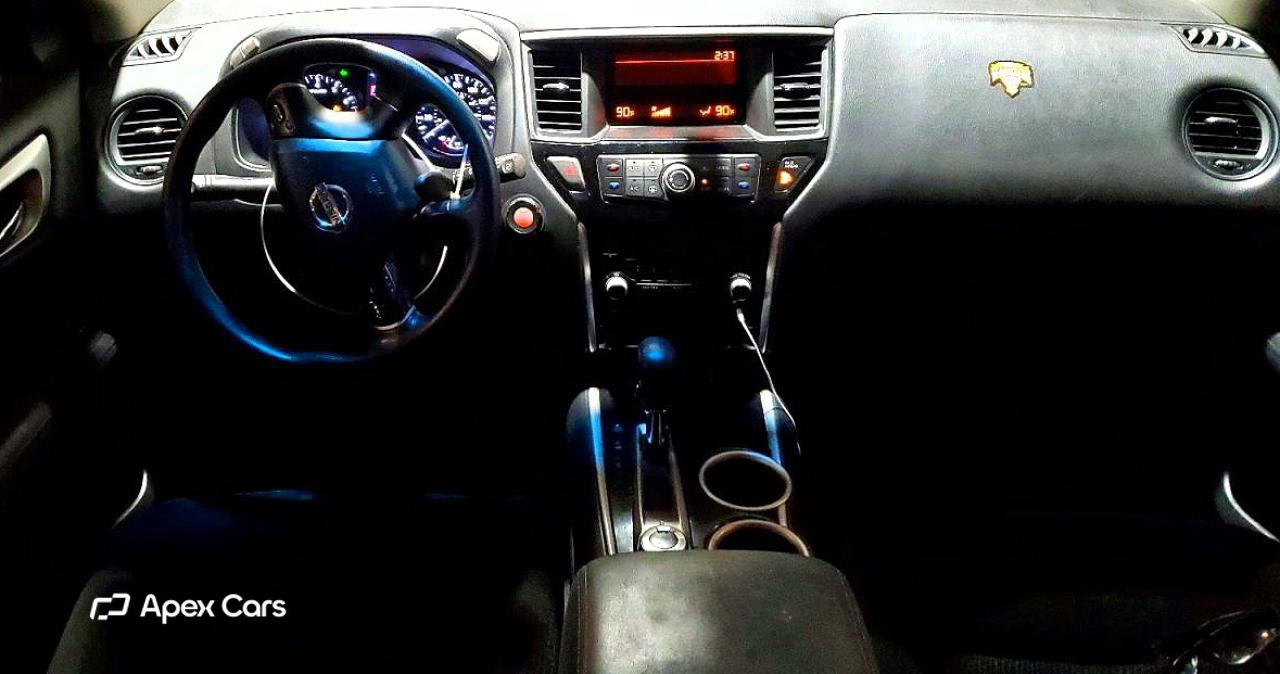 Nissan Pathfinder 2013