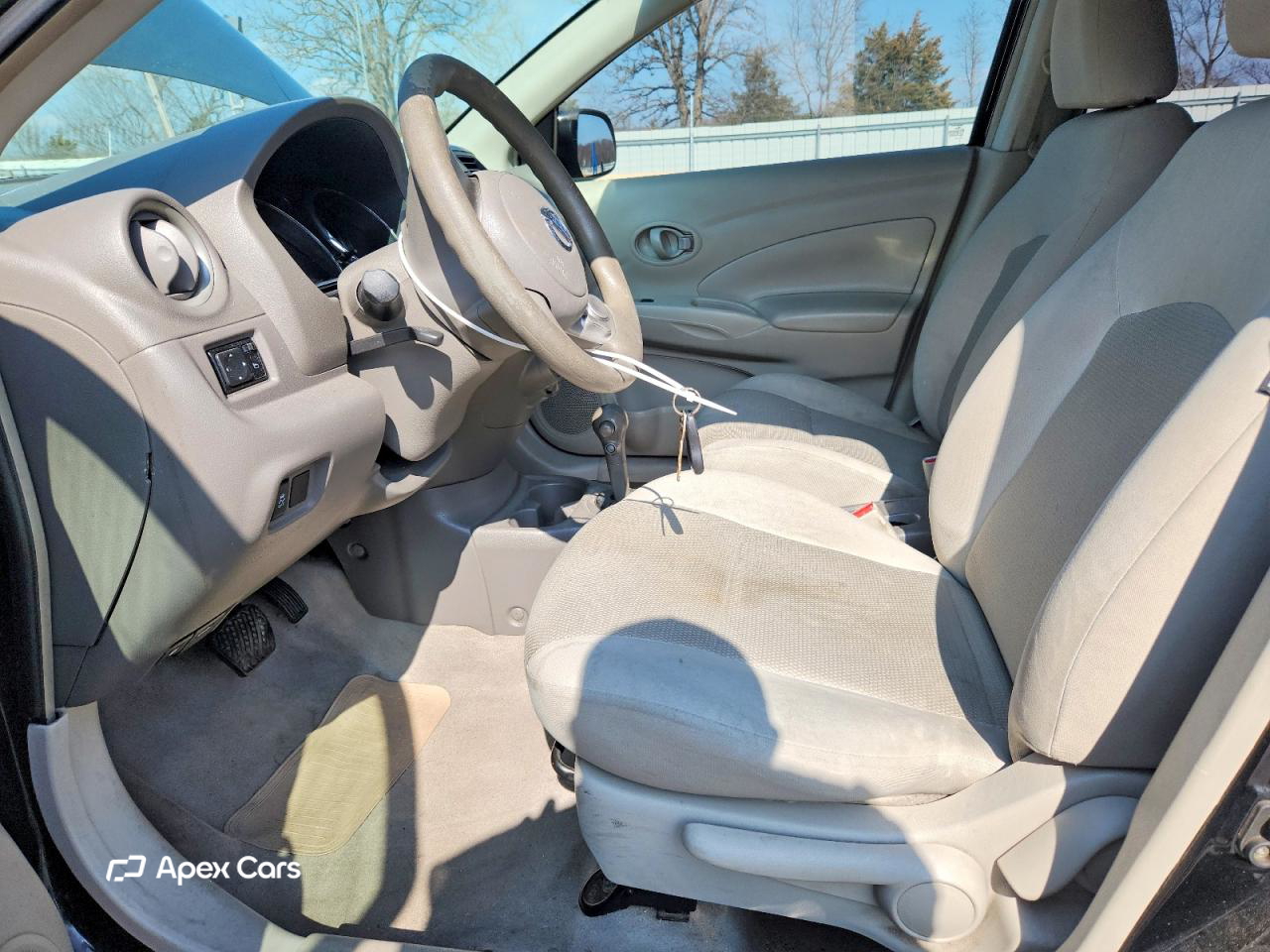 Nissan Versa 2012