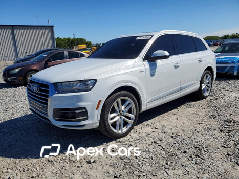 Audi Q7 2018 - Image 1 of 13