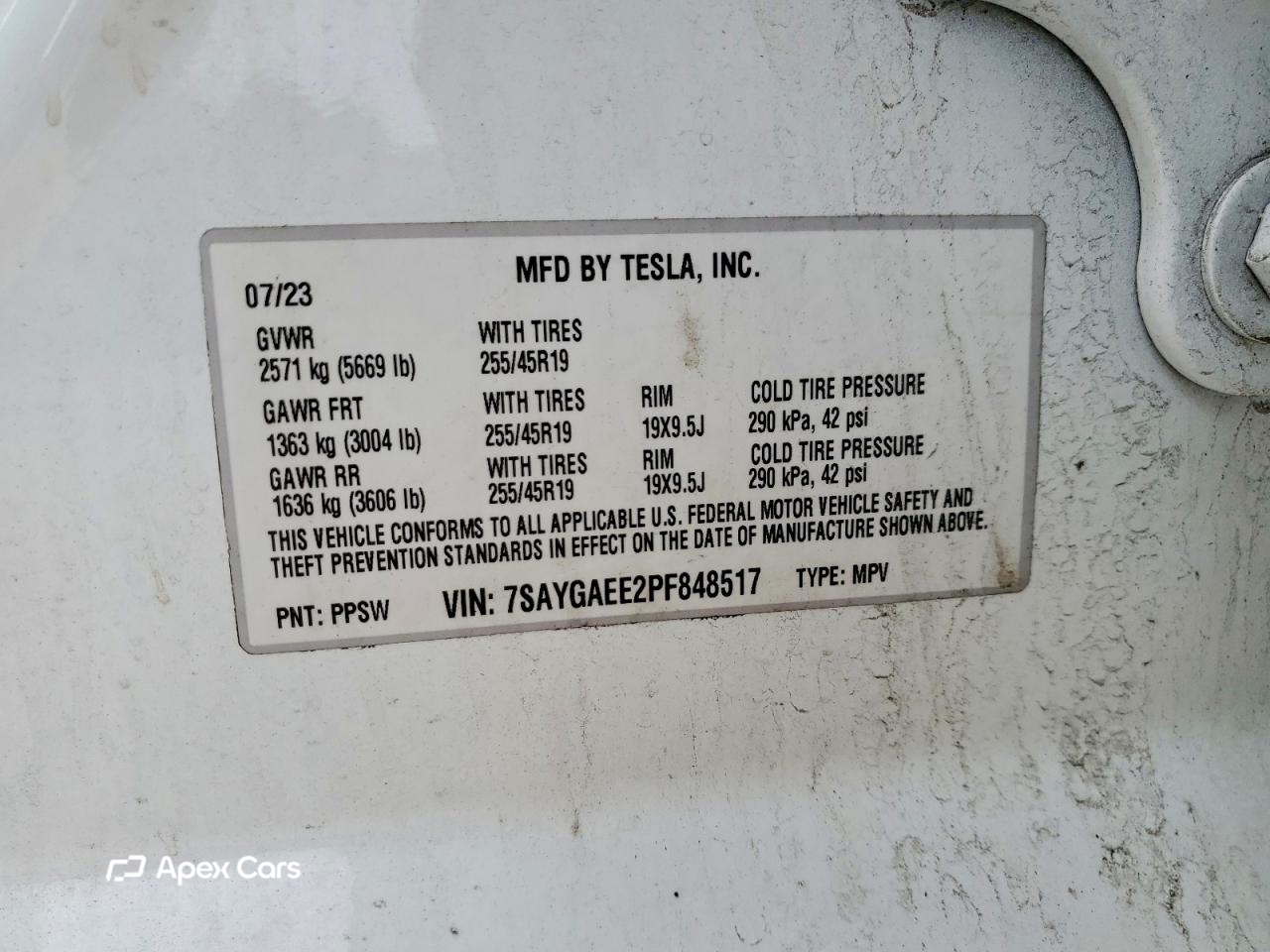 Tesla Model Y 2023