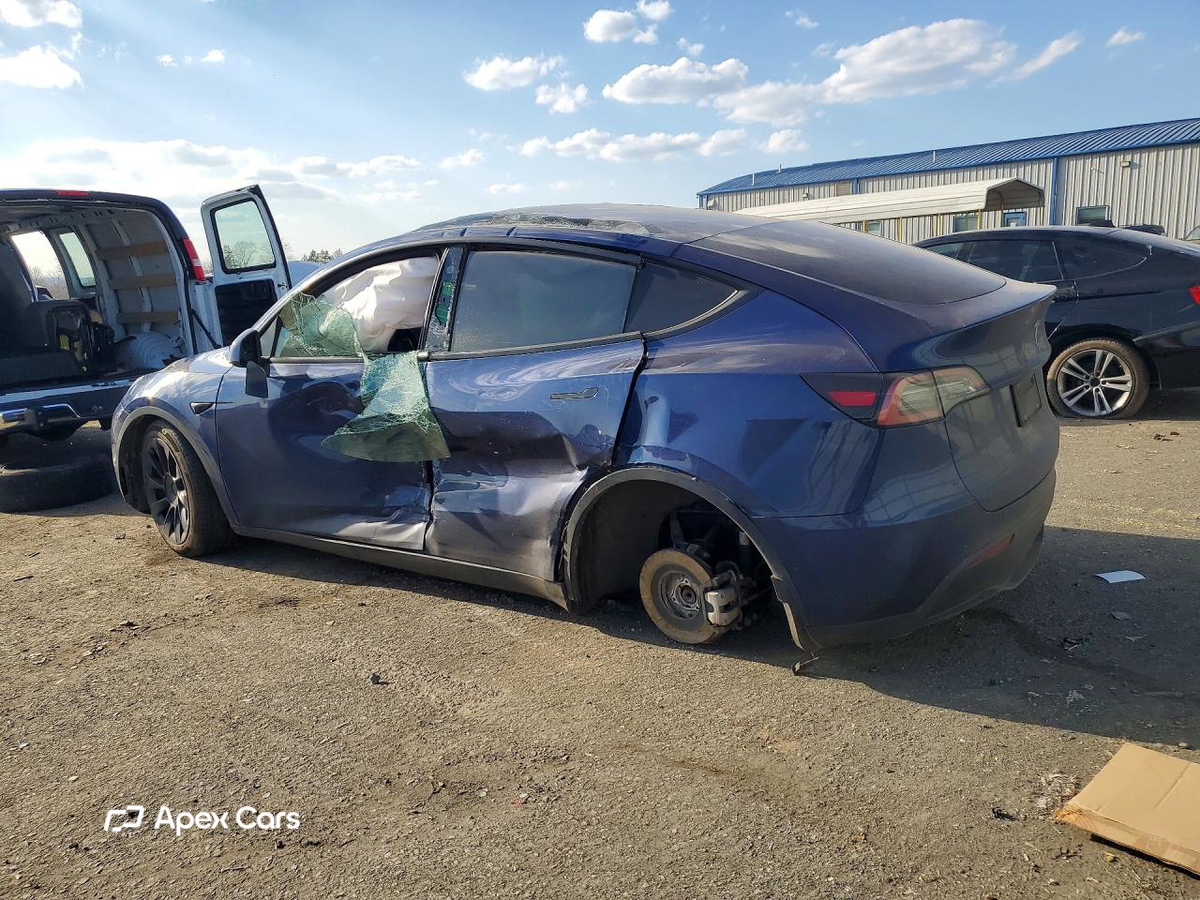 Tesla Model Y 2022