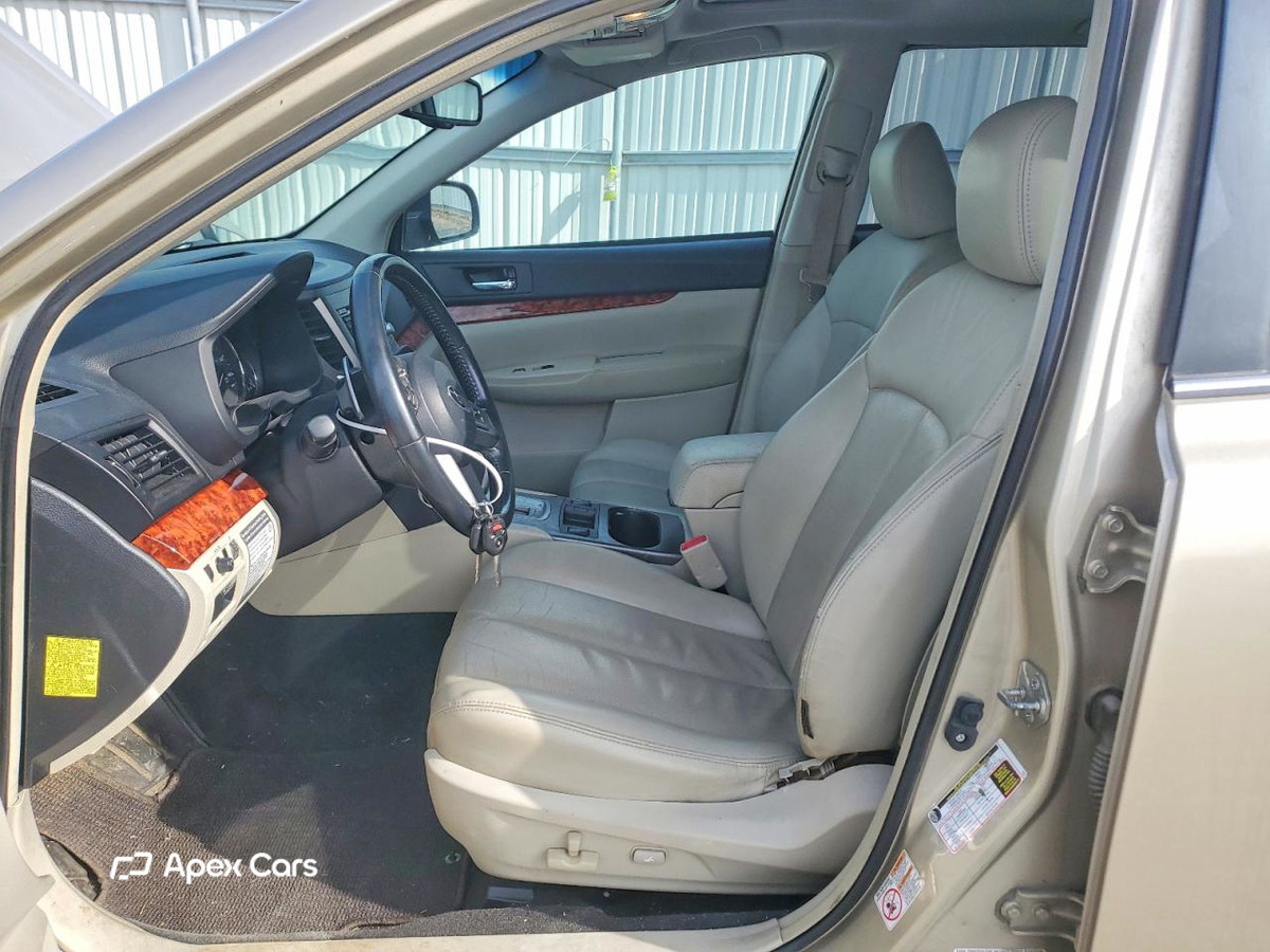 Subaru Outback 2010