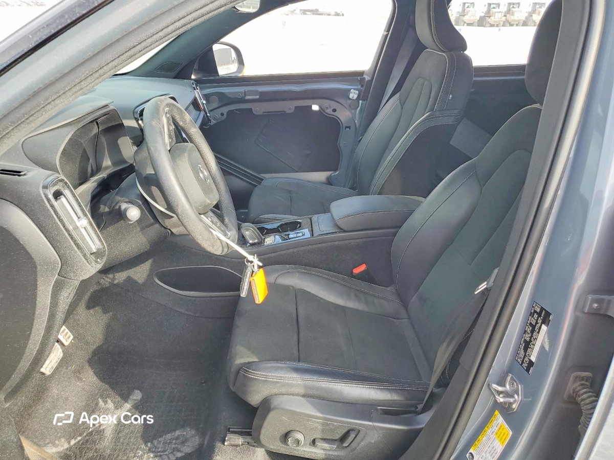 Volvo XC40 2022