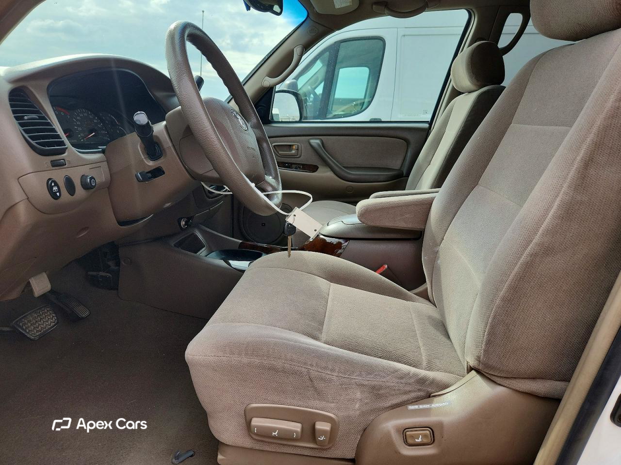 Toyota Sequoia 2004