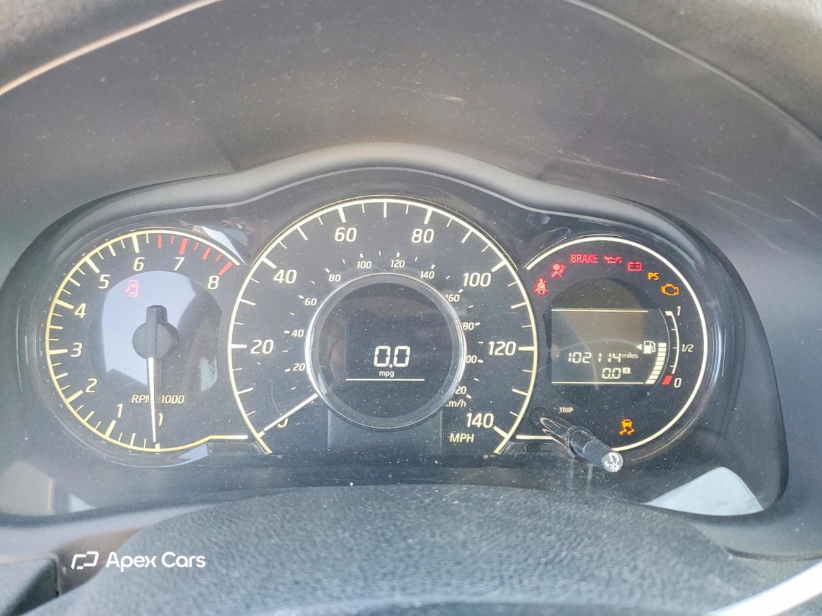 Nissan Versa 2015