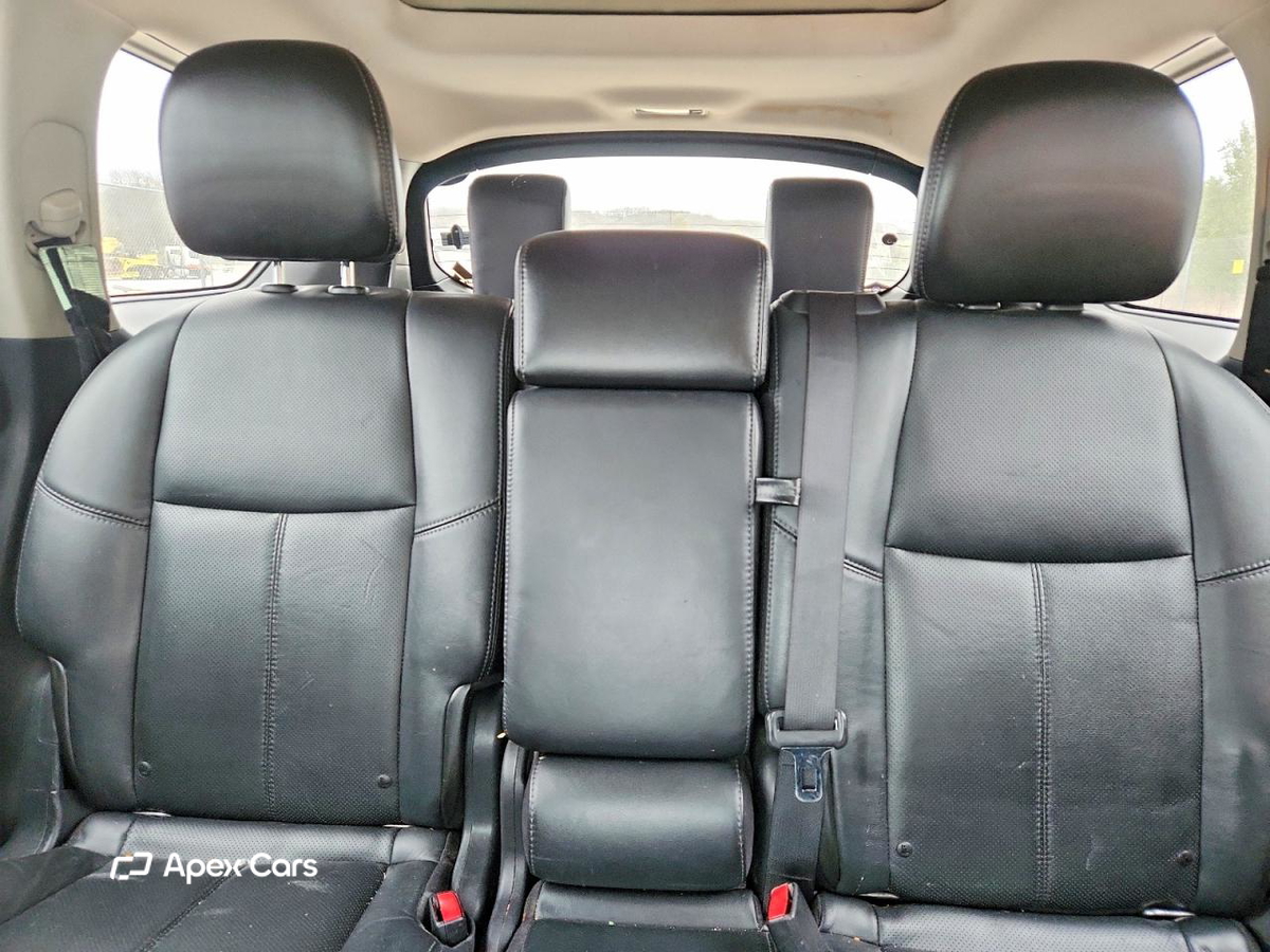 Nissan Pathfinder 2013