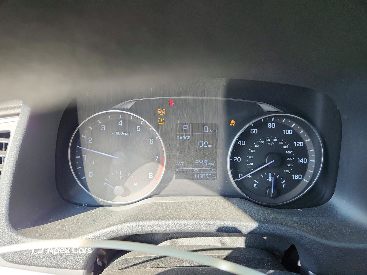 Hyundai Elantra 2017