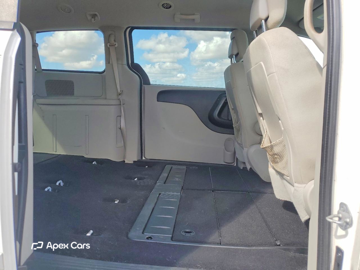 Dodge Caravan 2011