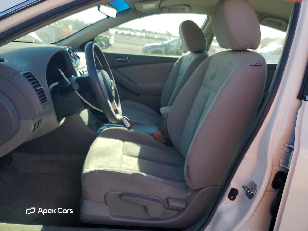 Nissan Altima 2011