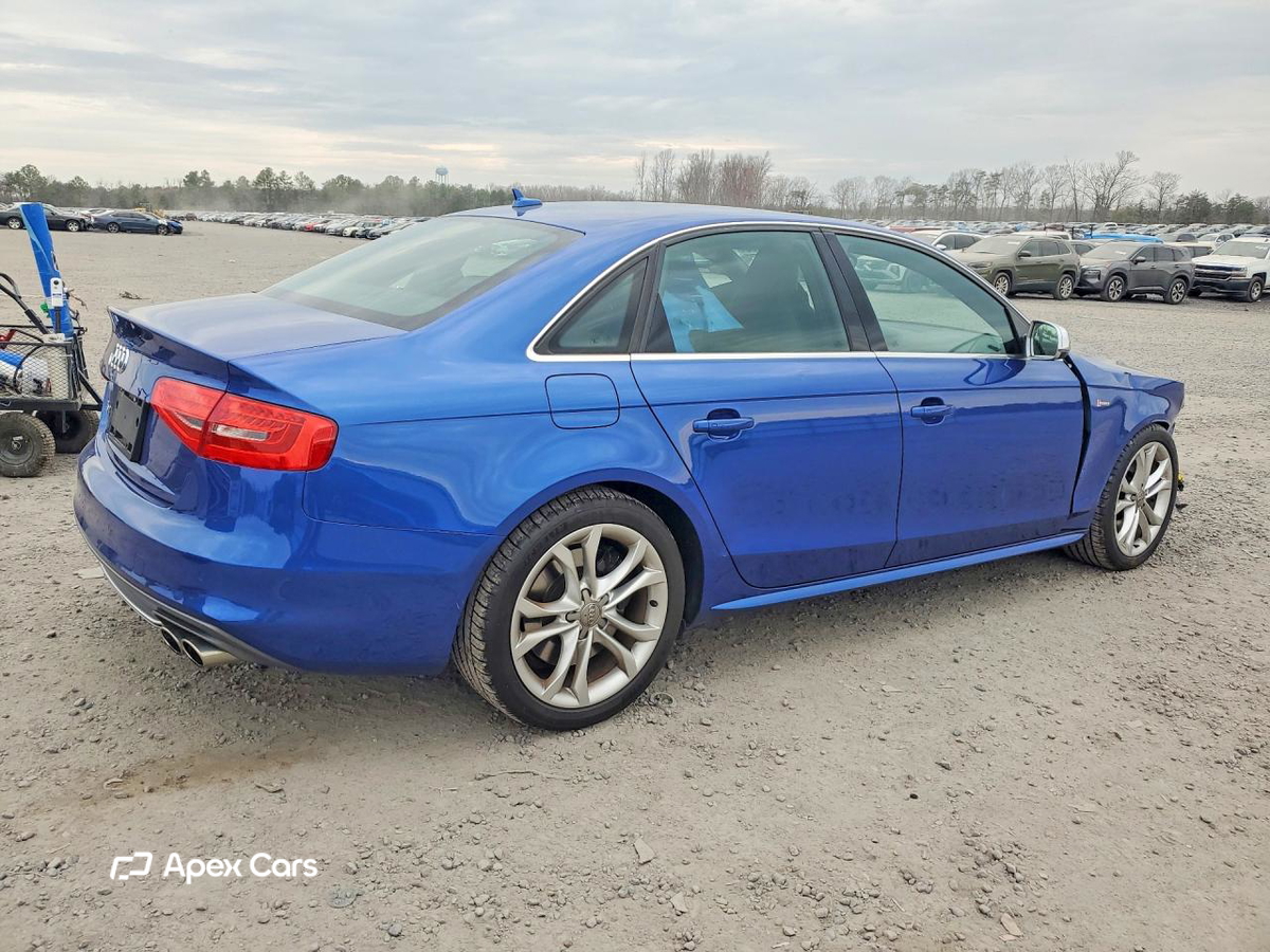 Audi RS4 2015
