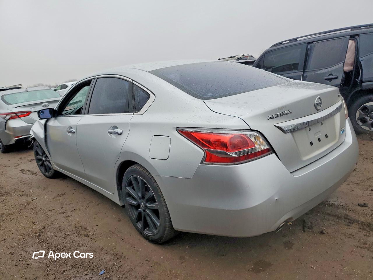 Nissan Altima 2015