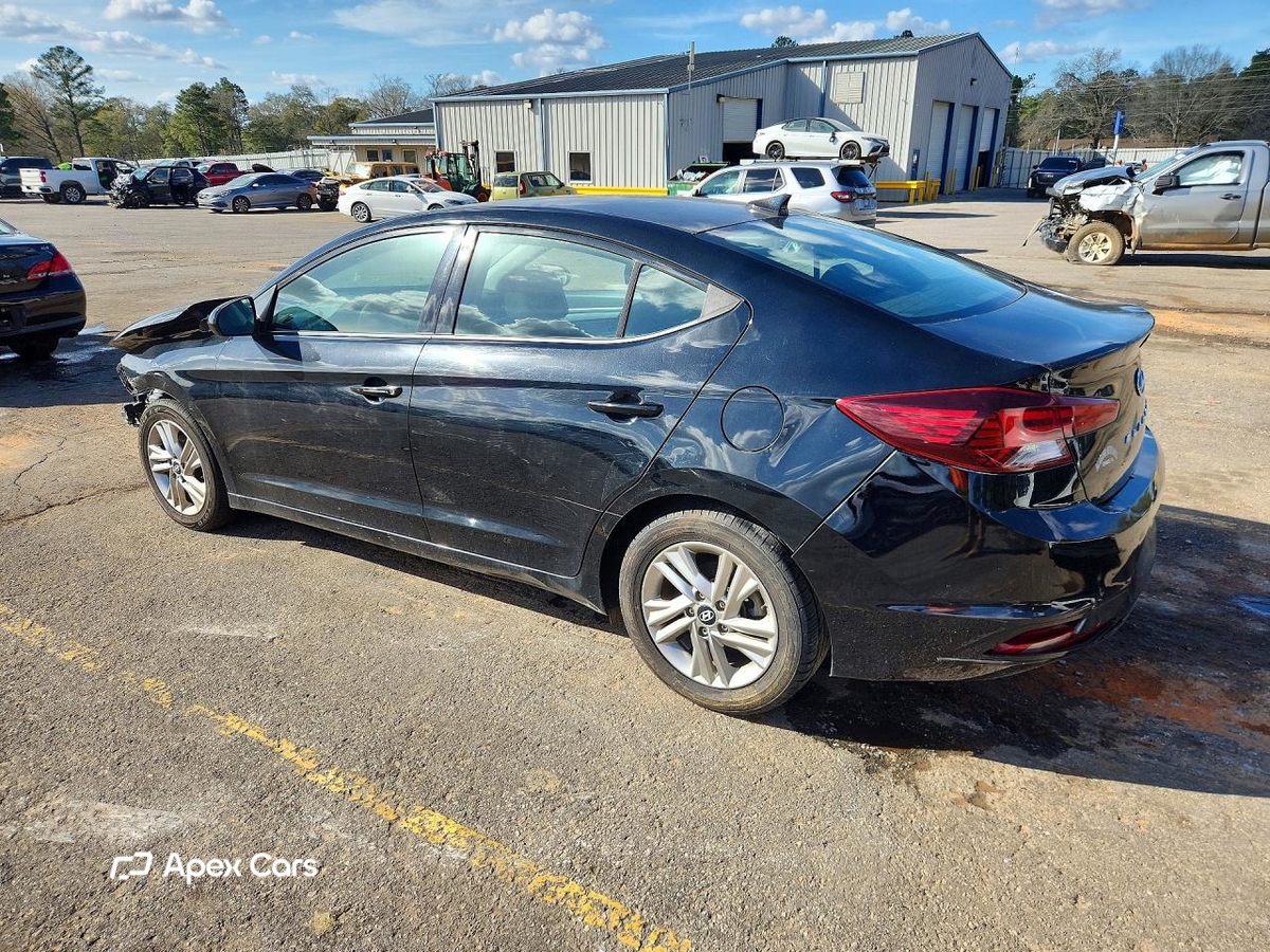 Hyundai Elantra 2019