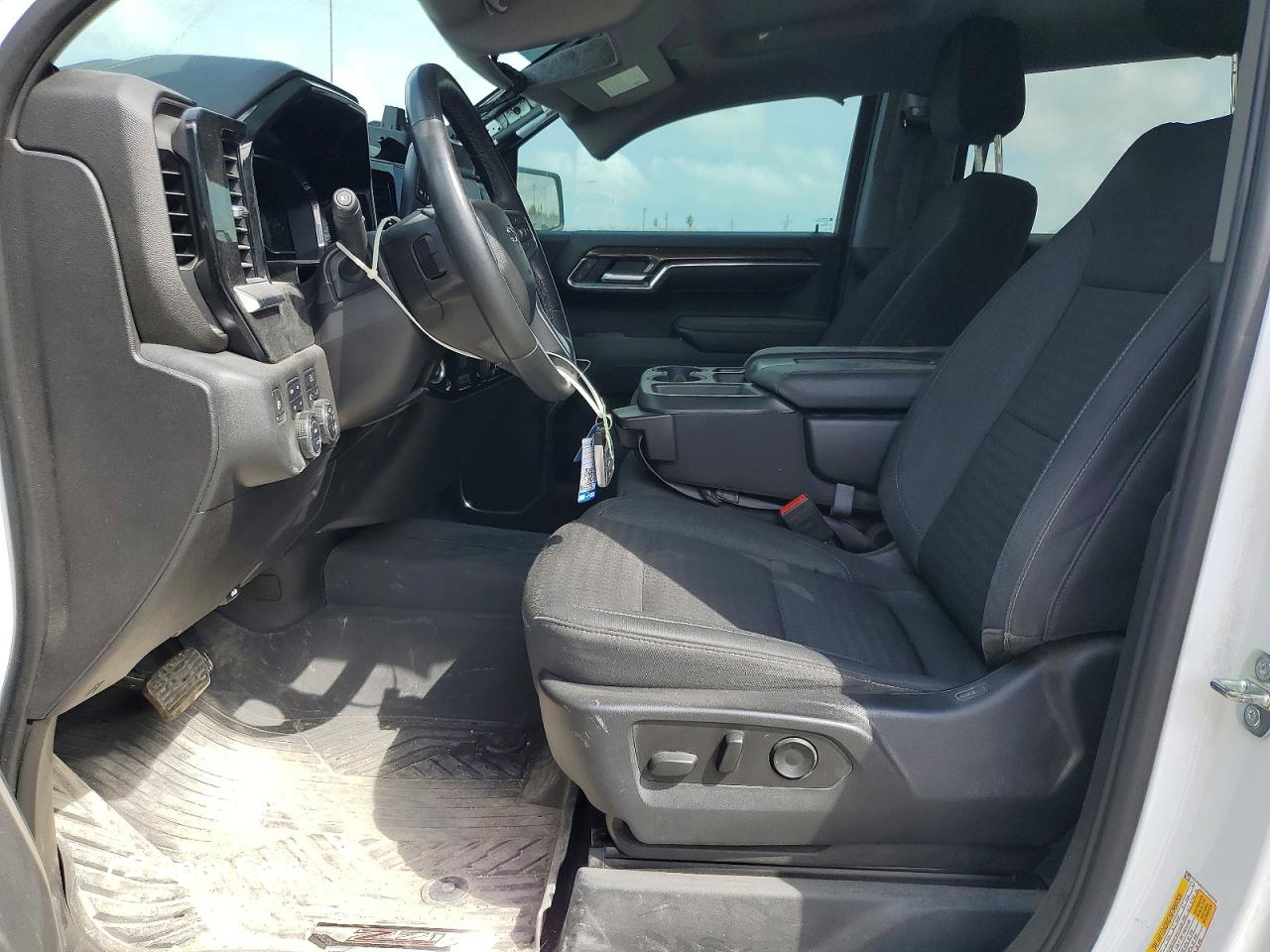 Chevrolet Silverado 2023