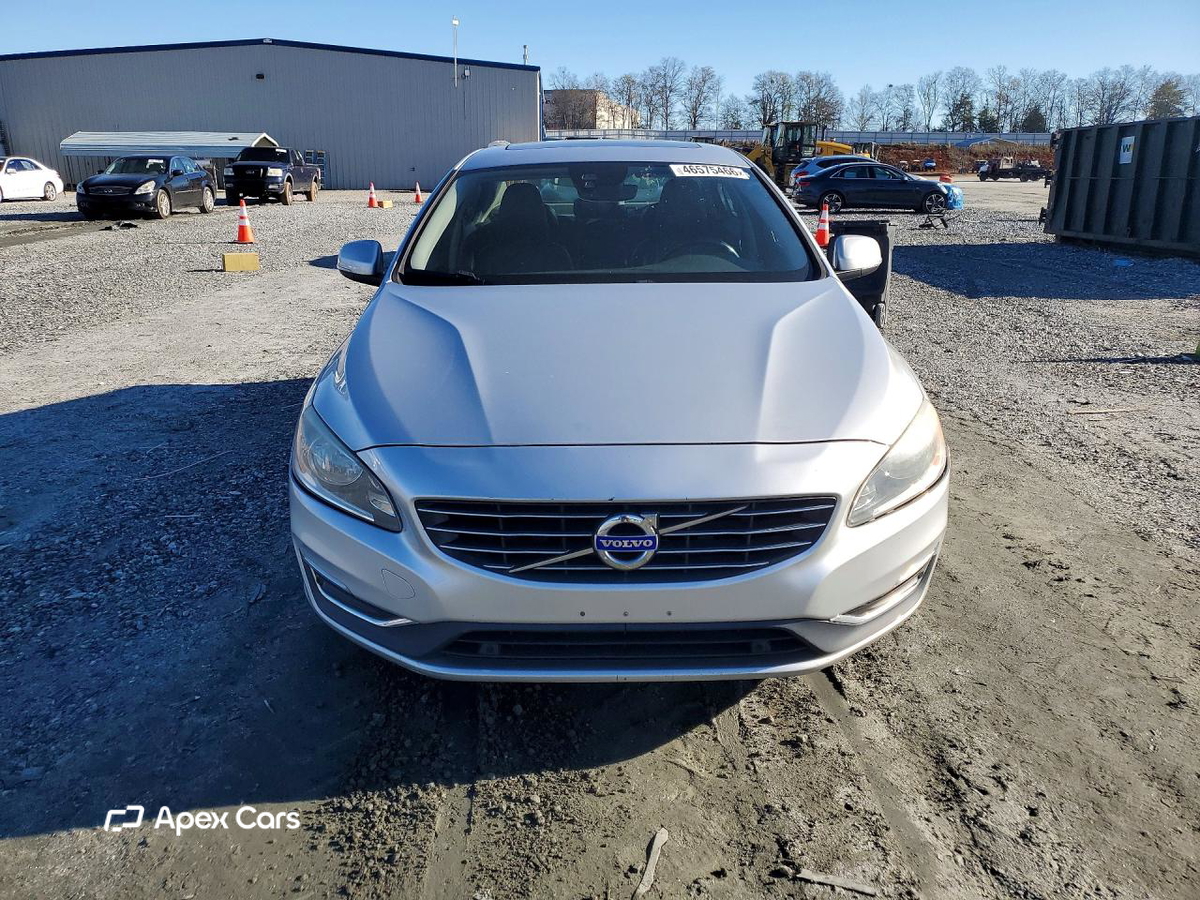 Volvo S60 2015