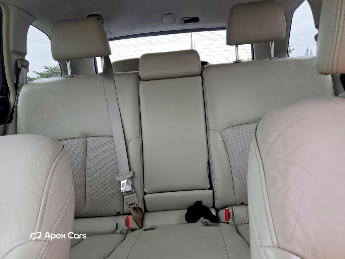 Subaru Outback 2012