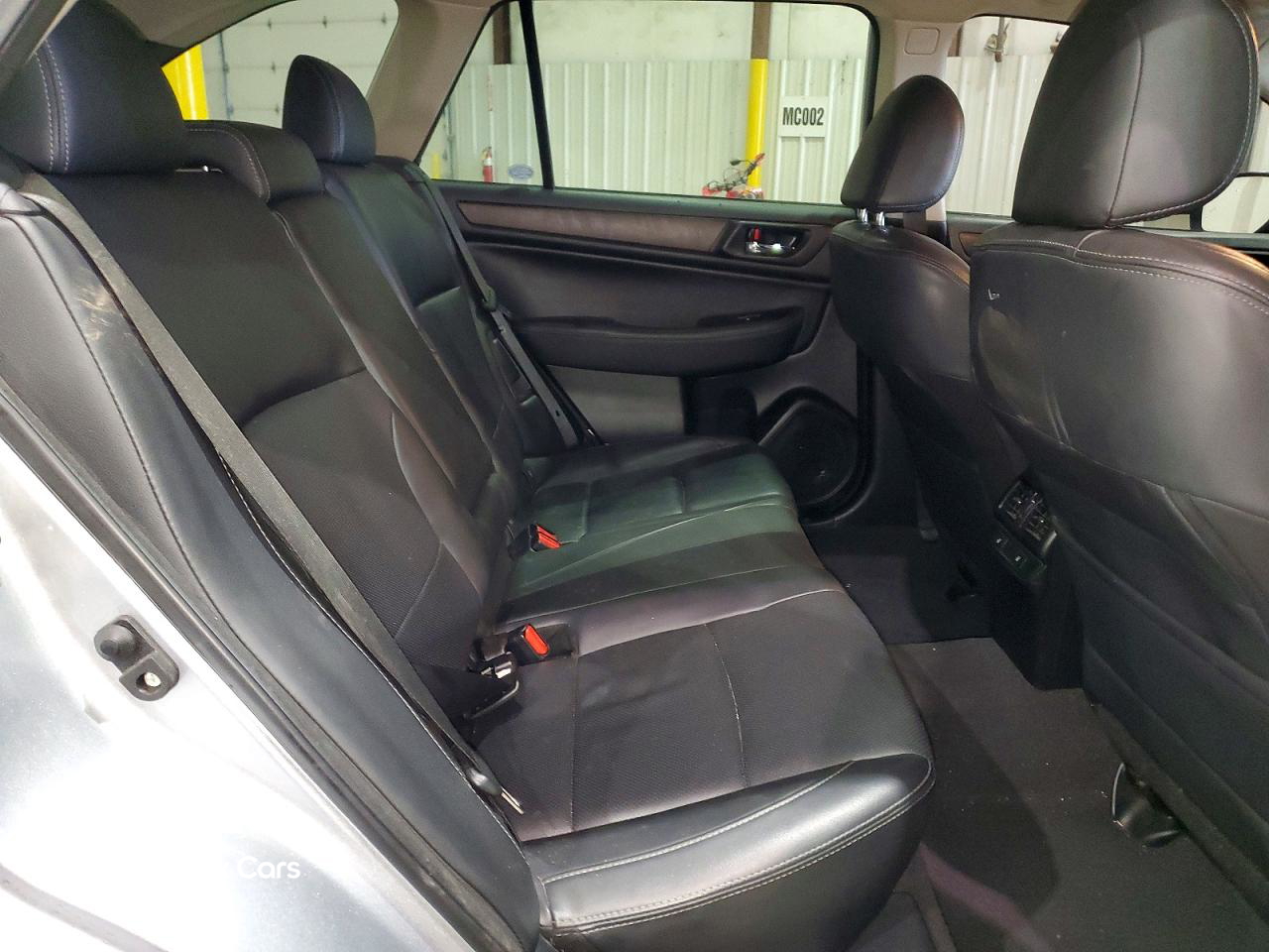 Subaru Outback 2016