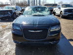 Chrysler 300 2016