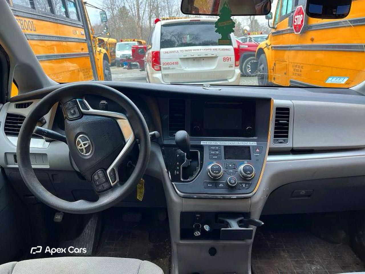 Toyota Sienna 2015