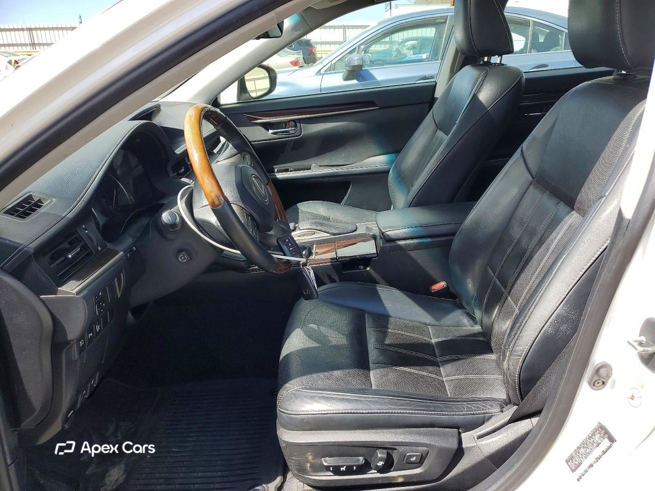 Lexus ES 2016