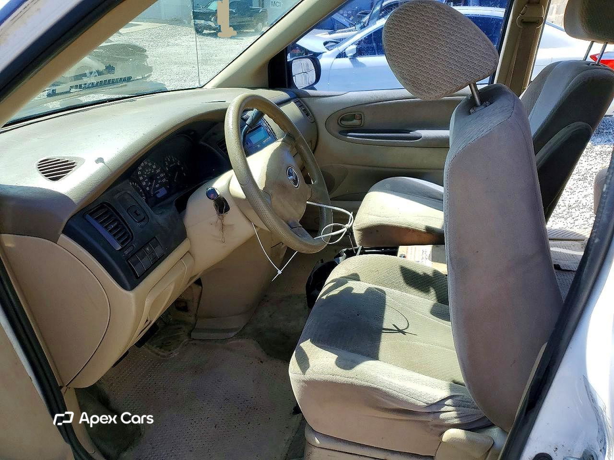 Mazda MPV 2001