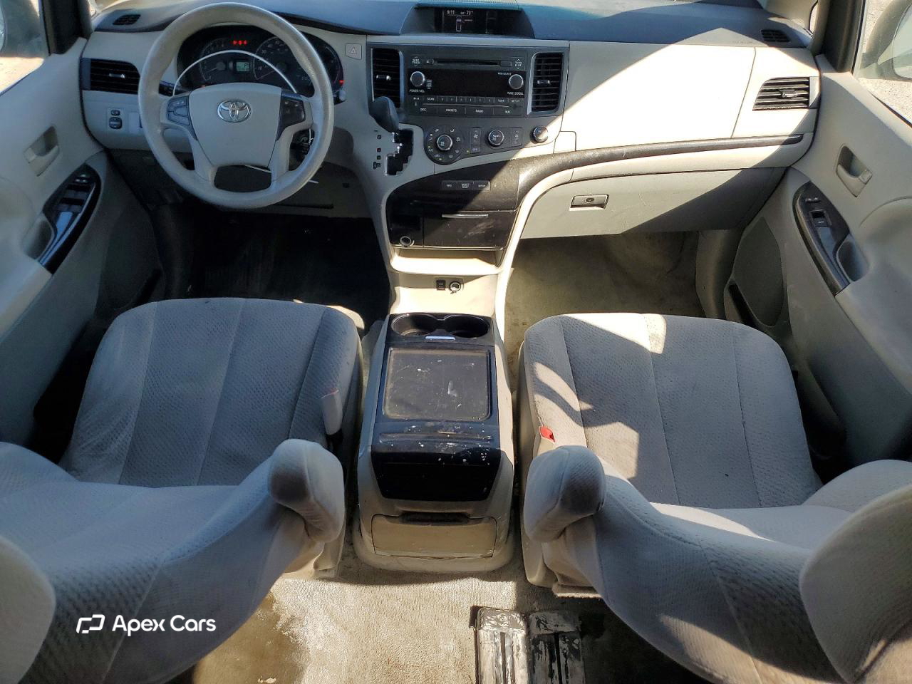 Toyota Sienna 2012