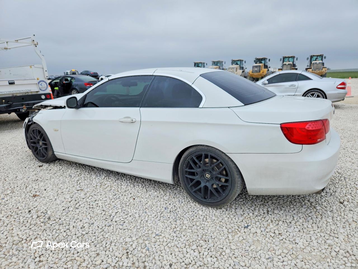 BMW Series 3 2011