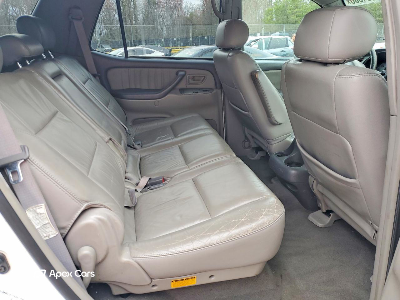 Toyota Sequoia 2003