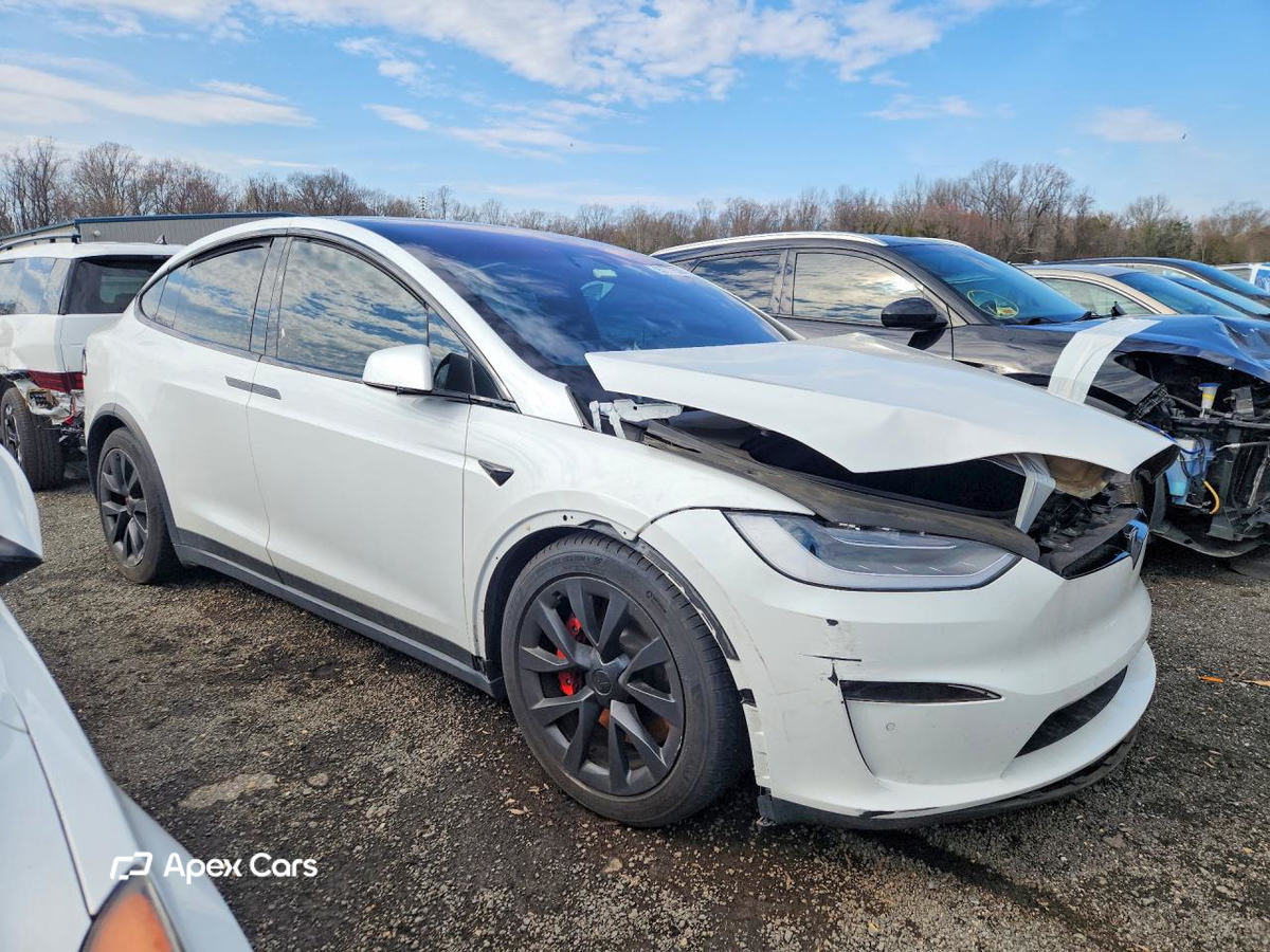 Tesla Model X 2022
